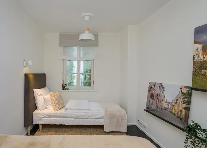 Old Town Silent Garden House Ferienhaus